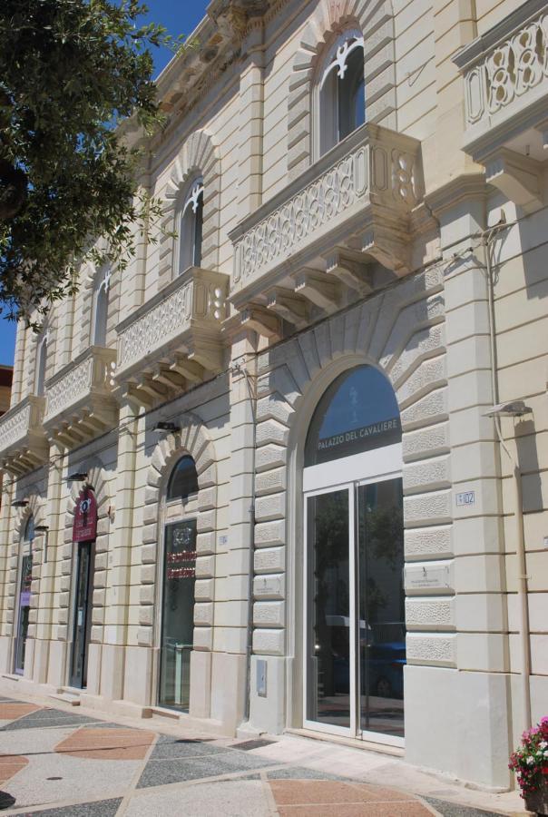 Palazzo Del Cavaliere Bed & Breakfast Gallipoli Ngoại thất bức ảnh