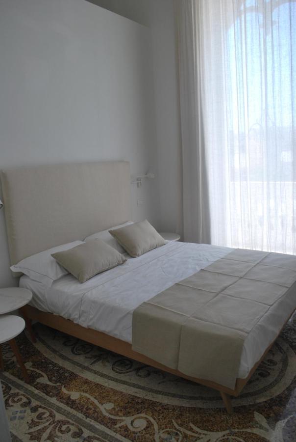Palazzo Del Cavaliere Bed & Breakfast Gallipoli Ngoại thất bức ảnh