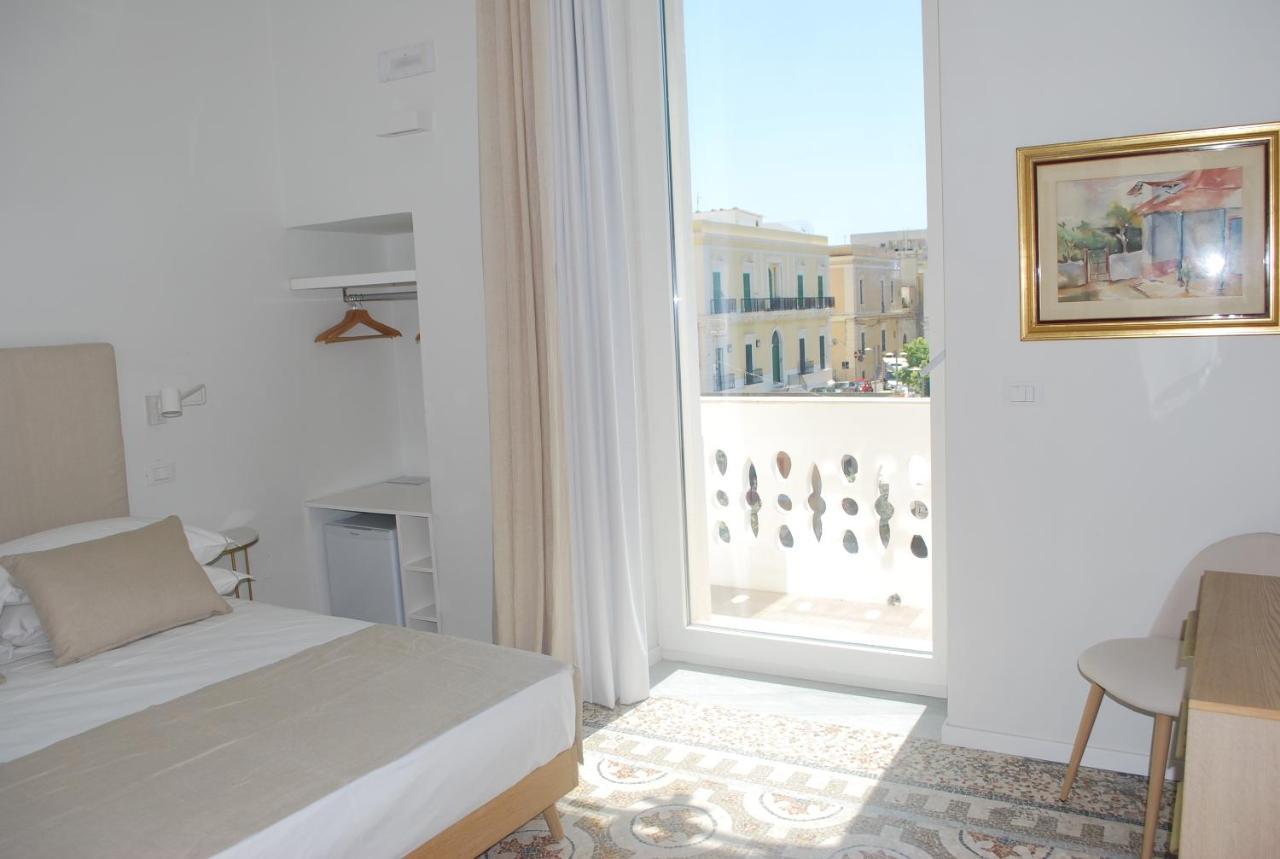Palazzo Del Cavaliere Bed & Breakfast Gallipoli Ngoại thất bức ảnh