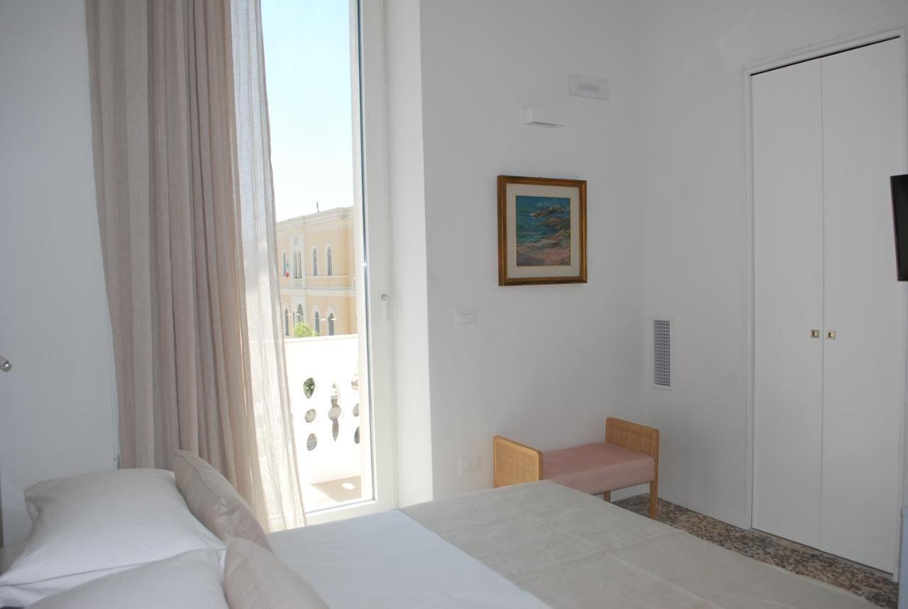 Palazzo Del Cavaliere Bed & Breakfast Gallipoli Ngoại thất bức ảnh