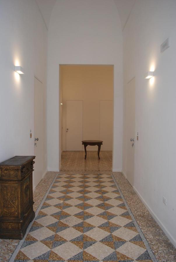 Palazzo Del Cavaliere Bed & Breakfast Gallipoli Ngoại thất bức ảnh