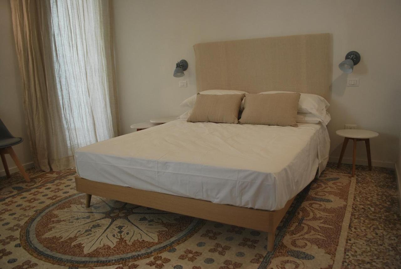 Palazzo Del Cavaliere Bed & Breakfast Gallipoli Ngoại thất bức ảnh